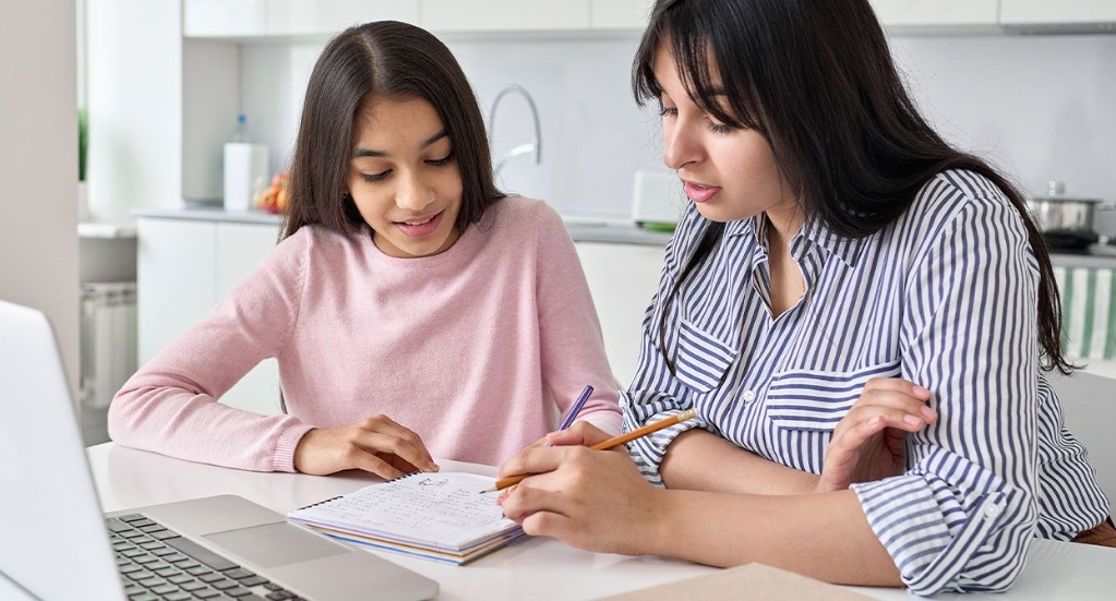 Teach Your Teens to Manage Money